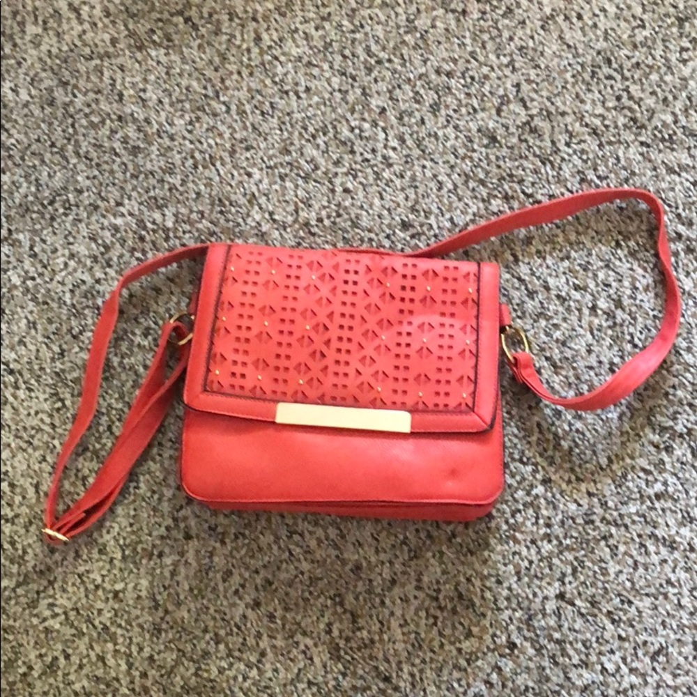 Apt 9 purse